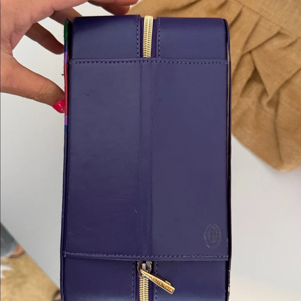 LOLA Marc Jacobs Leather Case 9.75
